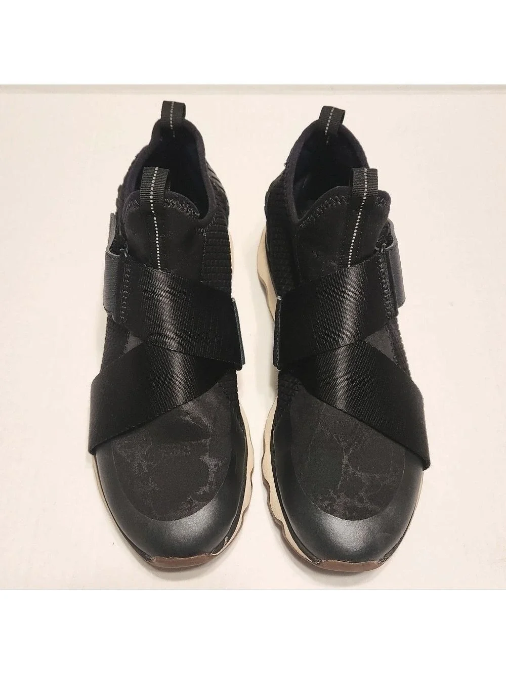 Sorel Kinetic Black Slip On Sneakers Size 7